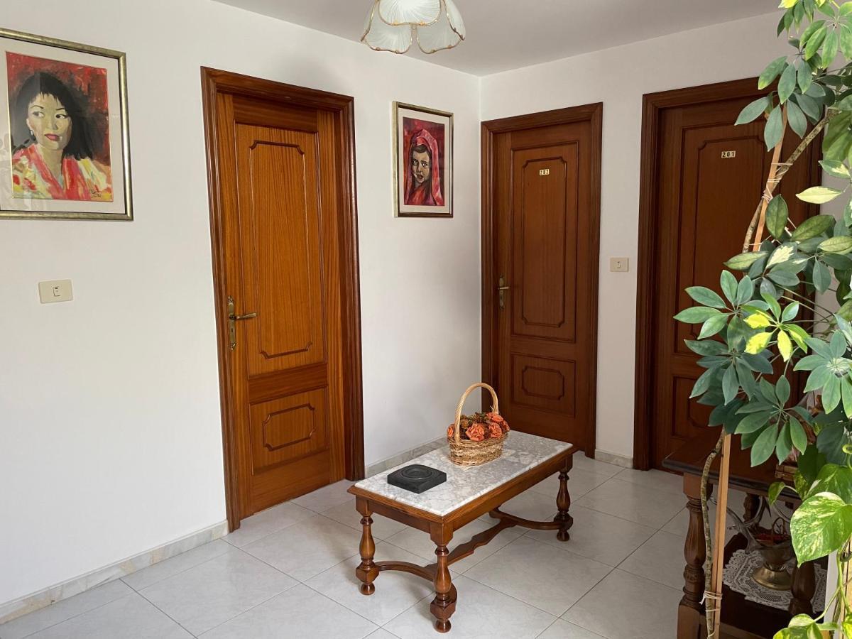 Hostal Restaurante Luz De Luna Villanueva De Arosa Kültér fotó