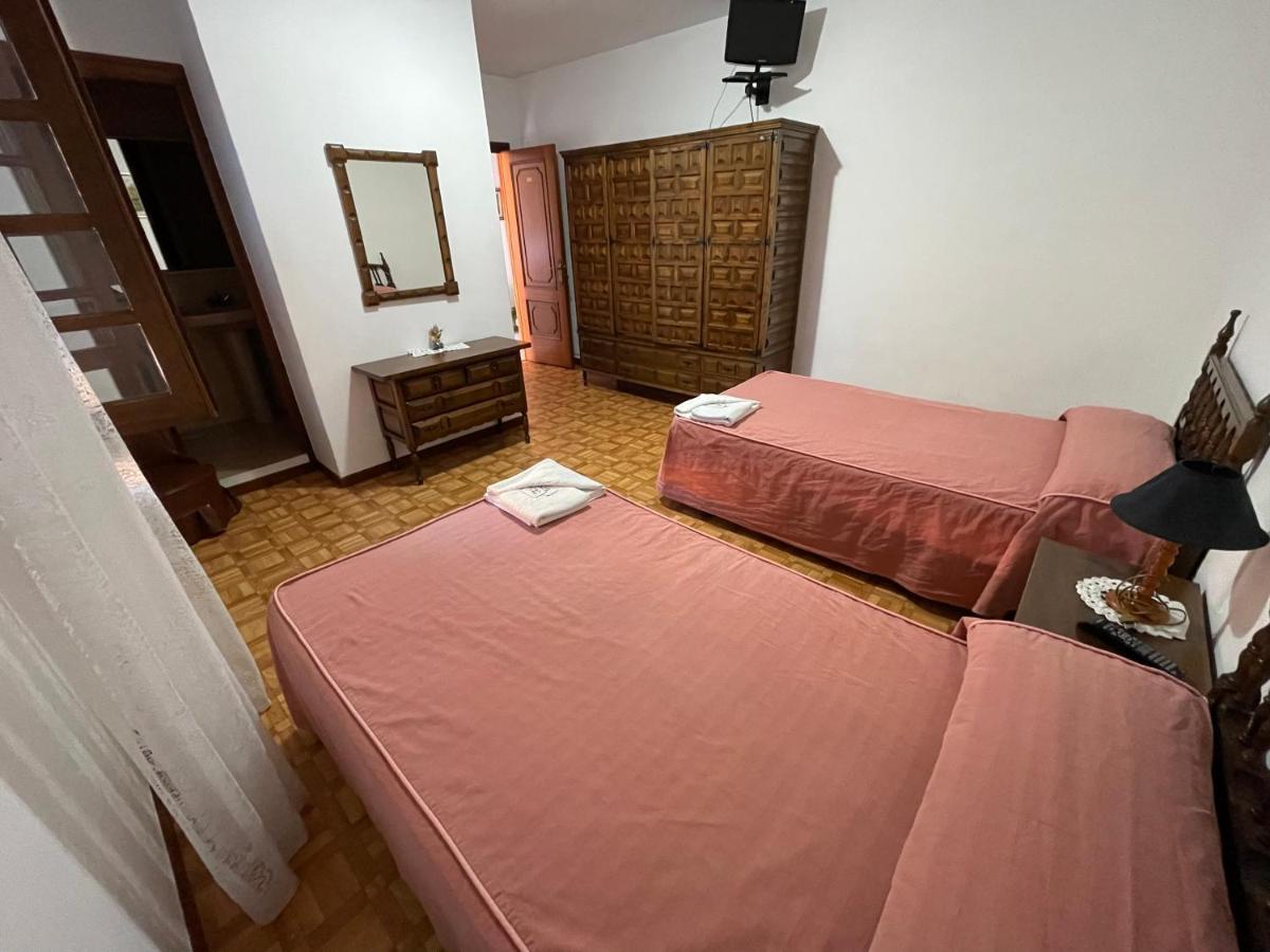 Hostal Restaurante Luz De Luna Villanueva De Arosa Kültér fotó