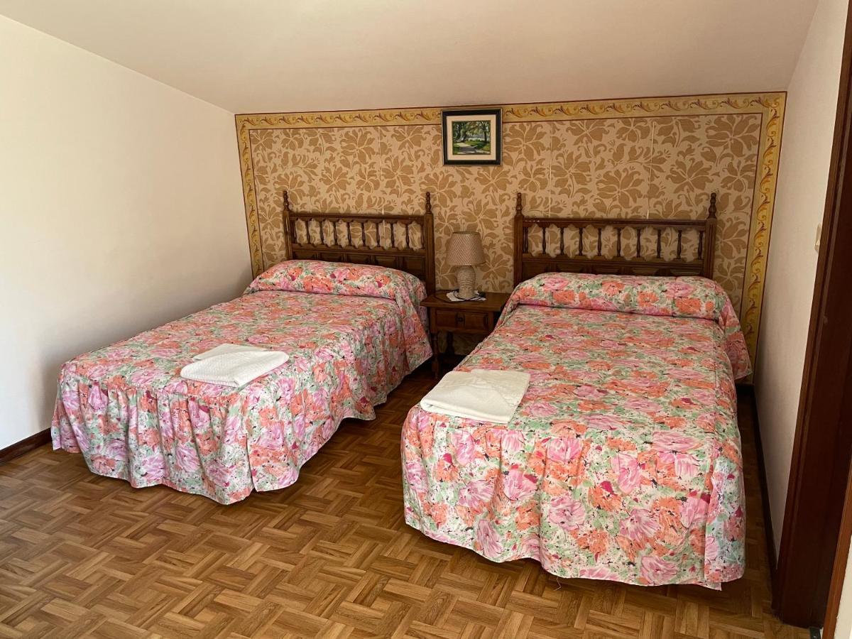 Hostal Restaurante Luz De Luna Villanueva De Arosa Kültér fotó